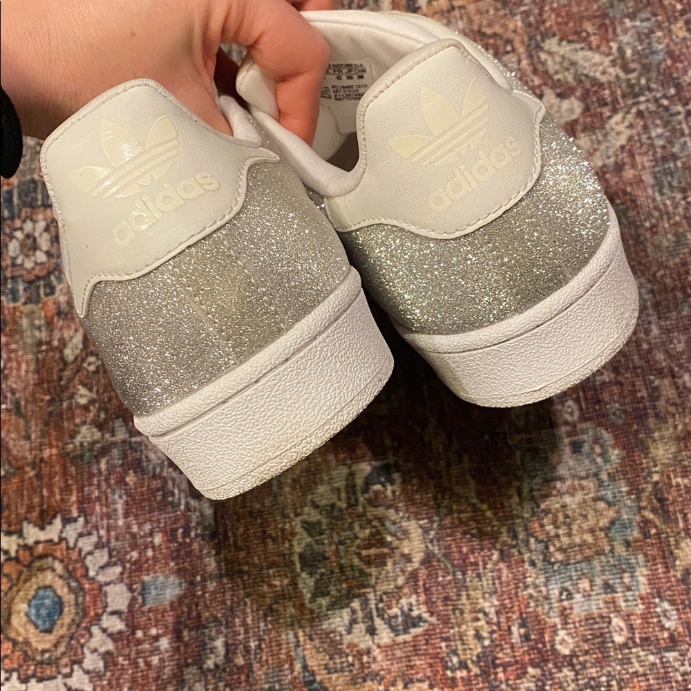 Adidas Superstar Glitter Silver Sneakers. Metallic. Shimmer. Shine. Size 9 1/2. - Picture 7 of 12